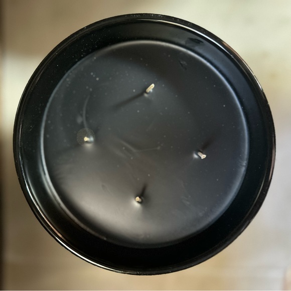 Apotheke 72oz Charcoal Candle 4 wick - Picture 3 of 6